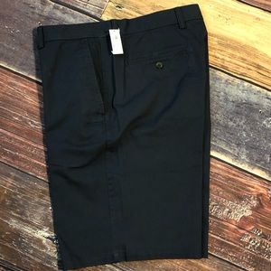 NWT Old Navy straight shorts, Navy, 36